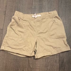 Kaki shorts